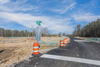 The Lake in Midlothian, VA - Building Photo - Building Photo