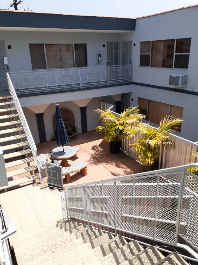 3814 Sawtelle Blvd Apartments and Nearby Los Angeles Apartments For