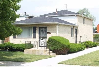 property at 10059 S La Salle St