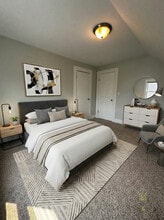 27 McKenn St in Waltham, MA - Building Photo - Building Photo