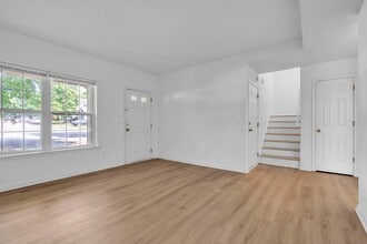 102 Glenlea Ln in Greenville, SC - Building Photo - Building Photo