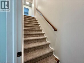 41 Idlewilde Ln in Hamilton, ON - Building Photo - Building Photo