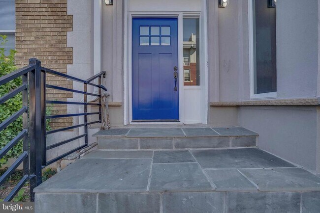 50 O St NW, Unit B in Washington, DC - Building Photo - Building Photo