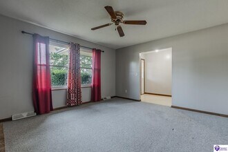 1900 Clearview Dr in Elizabethtown, KY - Building Photo - Building Photo