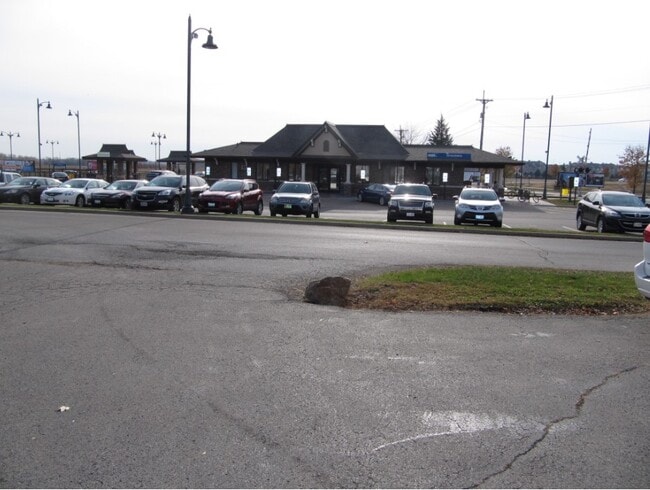 10 St Paul St, Unit 7 in Grayslake, IL - Building Photo - Building Photo