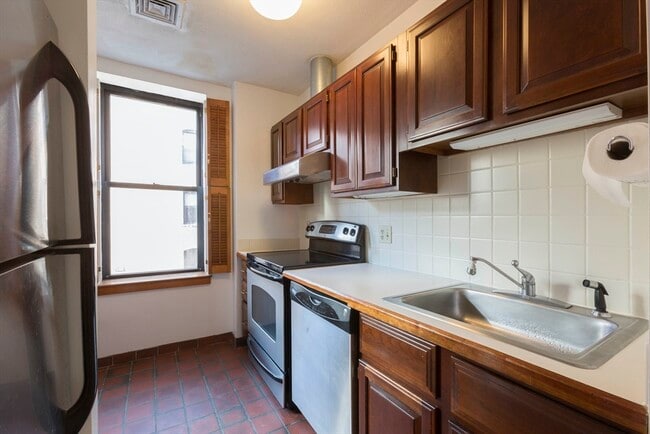 21 Charter St in Boston, MA - Building Photo - Building Photo