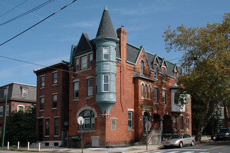 401 N 41st St in Philadelphia, PA - Foto de edificio - Building Photo