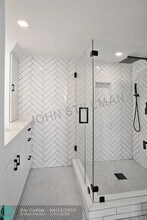 4800 Bayview Dr in Fort Lauderdale, FL - Building Photo - Building Photo