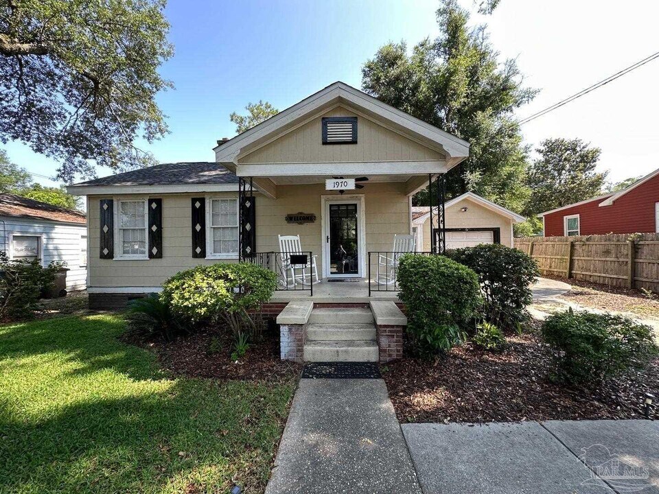 1970 W Romana St in Pensacola, FL - Foto de edificio
