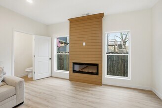 412 St Clair Ave in Columbus, OH - Building Photo - Building Photo