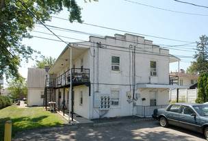 22 W Cooke Rd Apartments