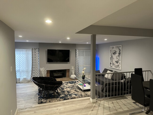 4807 Woodley Ave in Encino, CA - Building Photo - Building Photo