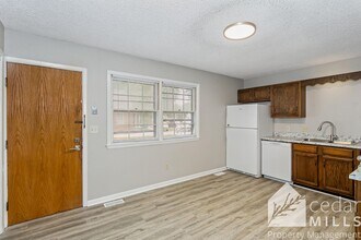 2048 S Gold St in Wichita, KS - Building Photo - Building Photo