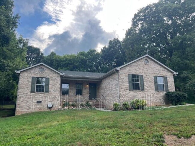 property at 11008 Thornton Dr
