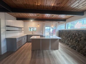 886 Tahoe Island Dr in South Lake Tahoe, CA - Building Photo - Building Photo