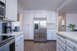 1335 Phillip Way in Suisun City, CA - Building Photo - Building Photo
