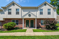 Stone Brooke in Weirton, WV - Foto de edificio - Building Photo