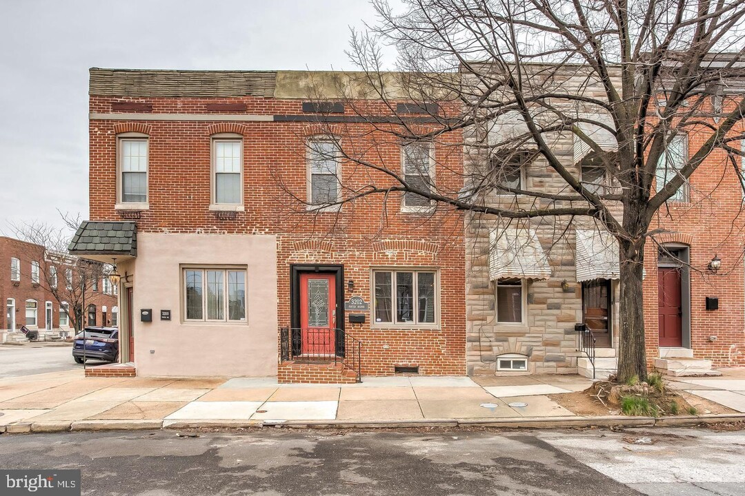 3202 Foster Ave in Baltimore, MD - Building Photo