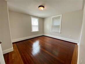 14 S Baptist St in Newport, RI - Building Photo - Building Photo
