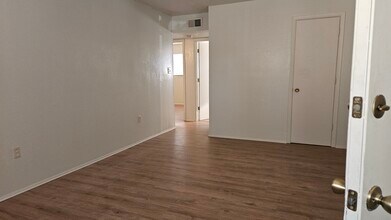 544 Chama St SE, Unit C in Albuquerque, NM - Building Photo - Building Photo
