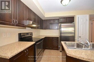 205 Bluestone Private in Ottawa, ON - Building Photo - Building Photo