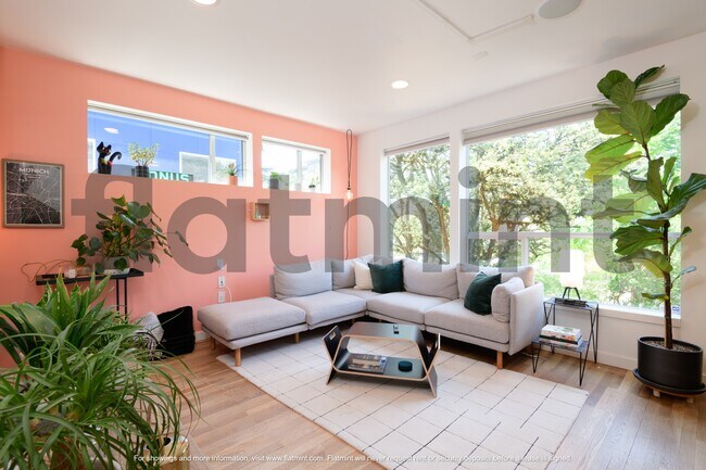 property at 208 18th Ave E