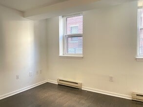 11 Peterborough St, Unit 5 in Boston, MA - Building Photo - Building Photo