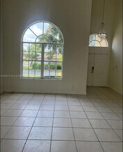 3174 NW 98th Ct in Doral, FL - Building Photo - Building Photo