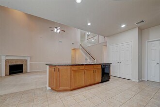 21587 Tims Harbor Dr in Kingwood, TX - Building Photo - Building Photo