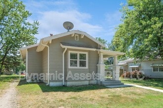 208 E Park St in Pittsburg, KS - Building Photo - Building Photo