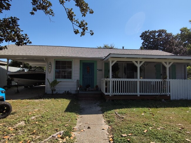 property at 102 SE Kalash Rd