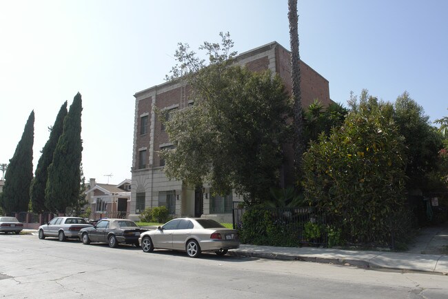 5503 Romaine St in Los Angeles, CA - Building Photo - Building Photo