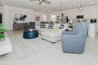 5728 Oakmont Ct in Ave Maria, FL - Foto de edificio - Building Photo