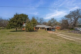 6001 US-67 in Alvarado, TX - Building Photo - Building Photo