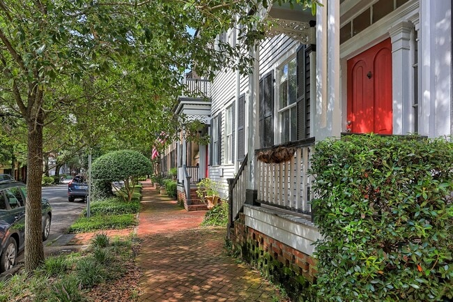 property at 403 Tattnall St