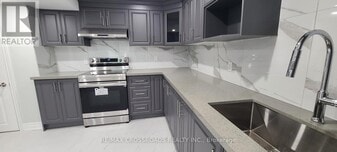 69 Bluebell Crescent in Whitby, ON - Building Photo