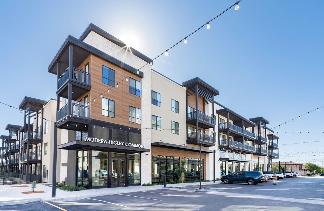 Modera Higley Commons in Gilbert, AZ - Building Photo