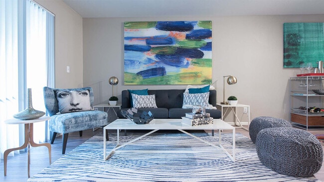 101 Elliott Ave W