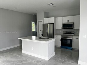 5517 Ponce De Leon Blvd in Sebring, FL - Building Photo - Building Photo