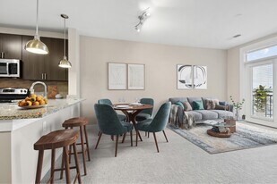 Azure Oxford Square in Hanover, MD - Building Photo