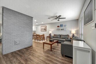 2610 Loganberry Cir in Seabrook, TX - Building Photo - Building Photo