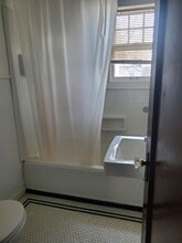 12 S Willis Ave, Unit 2 in Endicott, NY - Building Photo - Building Photo