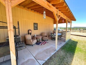 825 N Horsemans Pk Dr in Dammeron Valley, UT - Building Photo - Building Photo