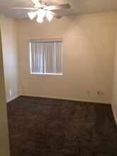 1765 Central Ave, Unit 1304 in Bullhead City, AZ - Foto de edificio - Building Photo