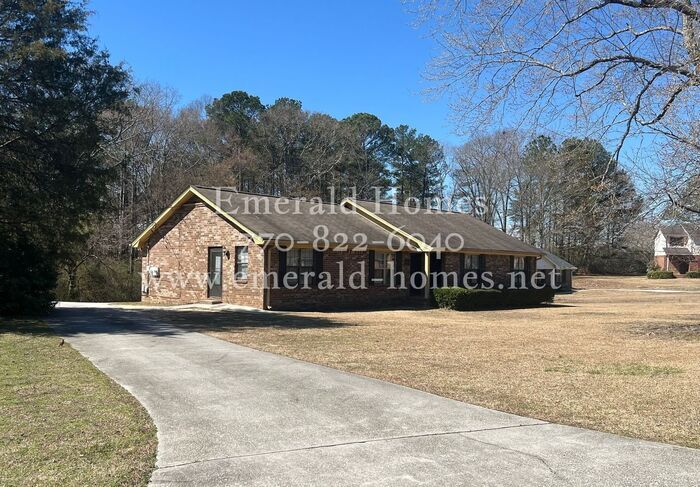 3133 Dove Ct in Snellville, GA - Building Photo