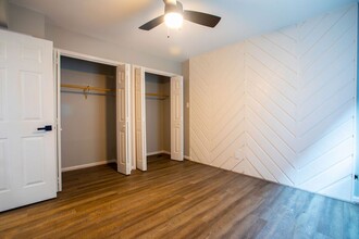 7308 Jones Dr in Galveston, TX - Foto de edificio - Building Photo