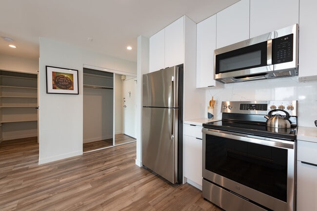 The Gateway in San Francisco, CA - Building Photo - Building Photo