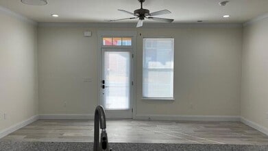 1915 Cypress Ln in Cleveland, TN - Foto de edificio - Building Photo