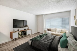 Mon Leon in Northridge, CA - Foto de edificio - Building Photo