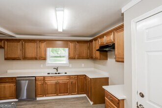 15 Pine Valley Dr in Hiram, GA - Building Photo - Building Photo